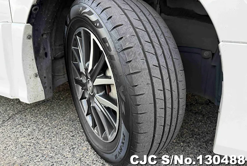 2015 Toyota / Voxy Stock No. 130488