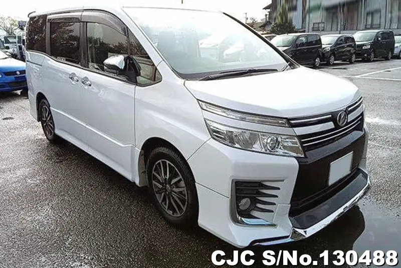 2015 Toyota / Voxy Stock No. 130488