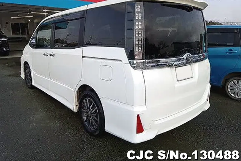 2015 Toyota / Voxy Stock No. 130488