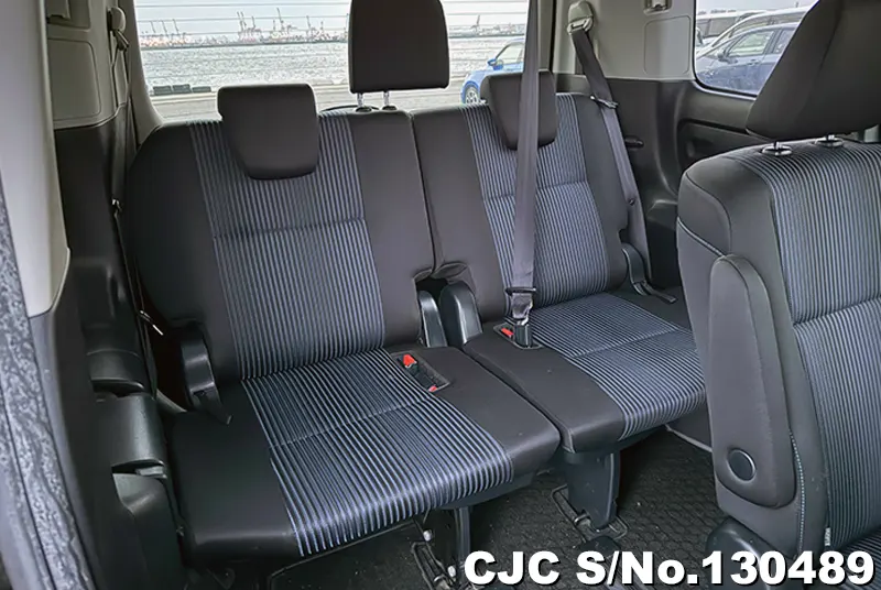 2015 Toyota / Voxy Stock No. 130489