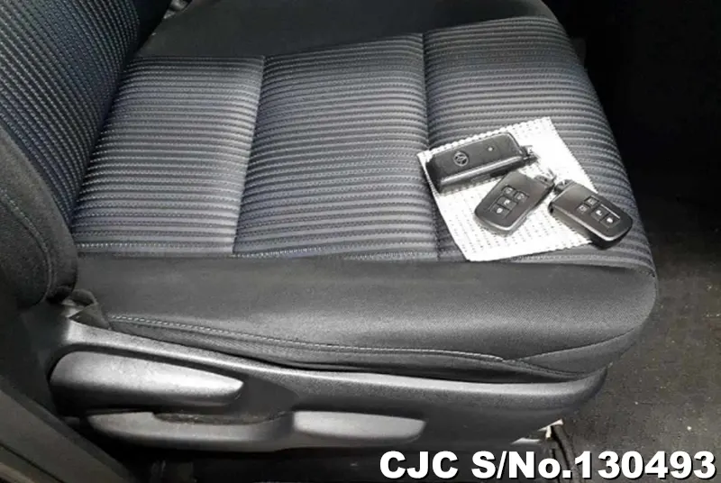 2015 Toyota / Voxy Stock No. 130493