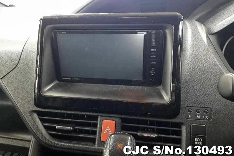 2015 Toyota / Voxy Stock No. 130493