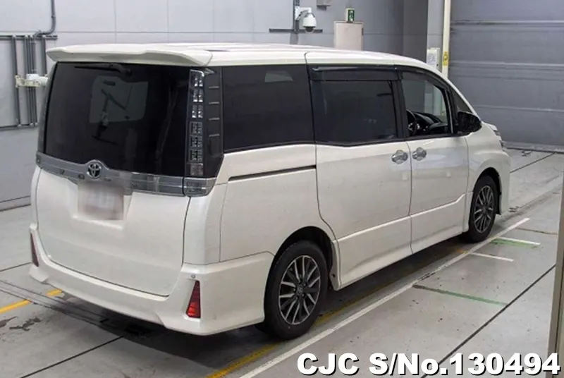 2015 Toyota / Voxy Stock No. 130494