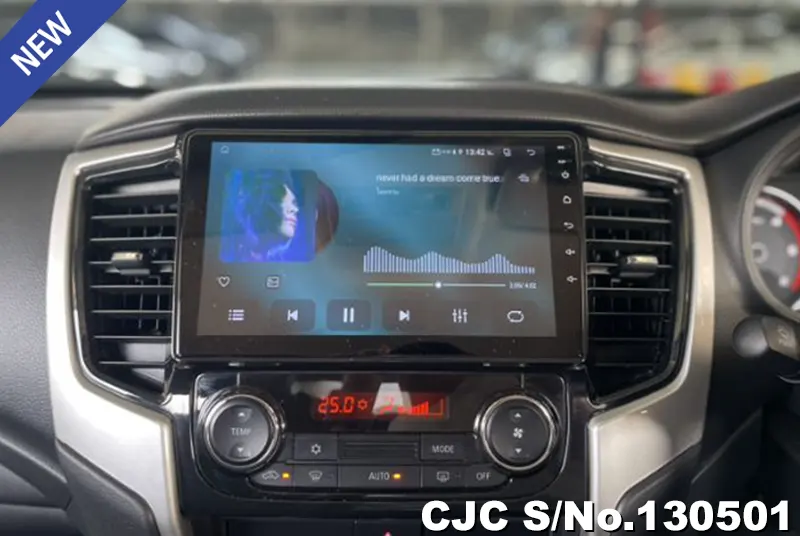 2019 Mitsubishi / Triton Stock No. 130501