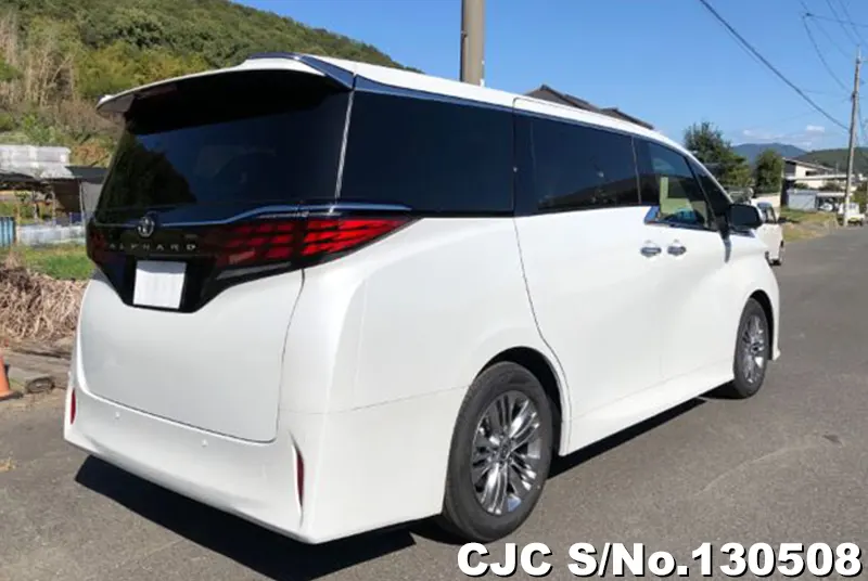 2025 Toyota / Alphard Stock No. 130508