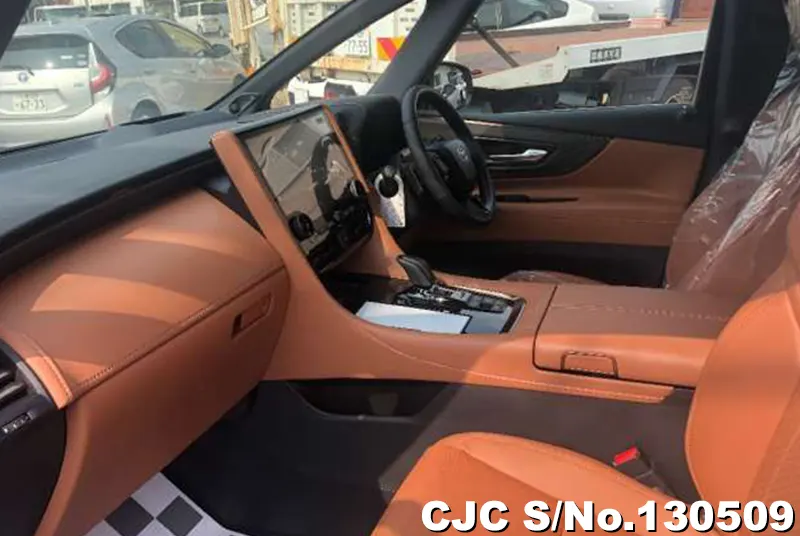 2025 Toyota / Vellfire Stock No. 130509