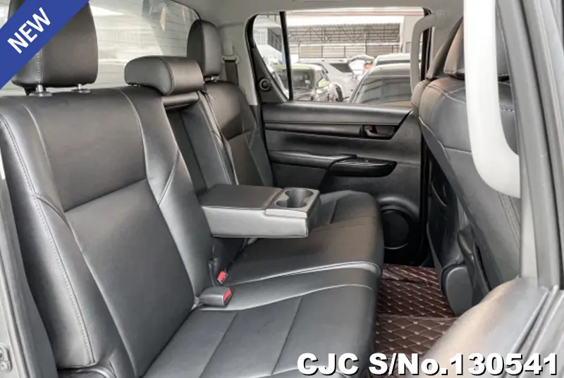 2016 Toyota / Hilux / Revo Stock No. 130541