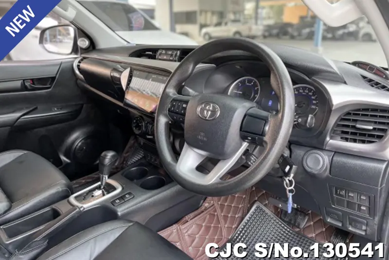 2016 Toyota / Hilux / Revo Stock No. 130541