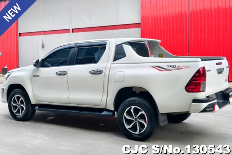 2016 Toyota / Hilux / Revo Stock No. 130543