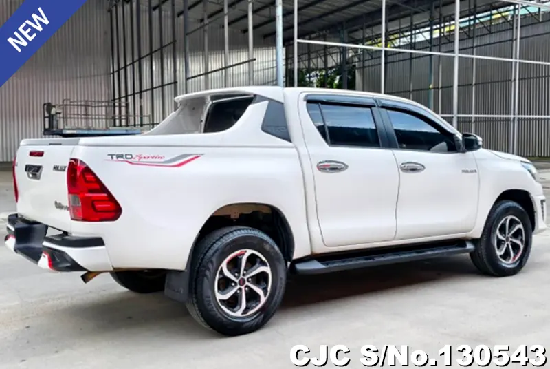 2016 Toyota / Hilux / Revo Stock No. 130543
