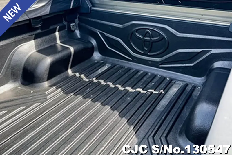 2020 Toyota / Hilux / Revo Rocco Stock No. 130547
