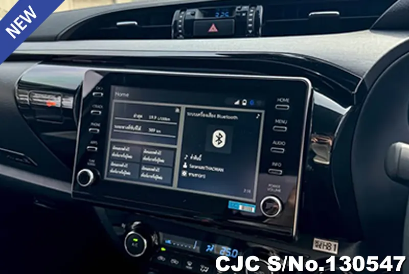 2020 Toyota / Hilux / Revo Rocco Stock No. 130547