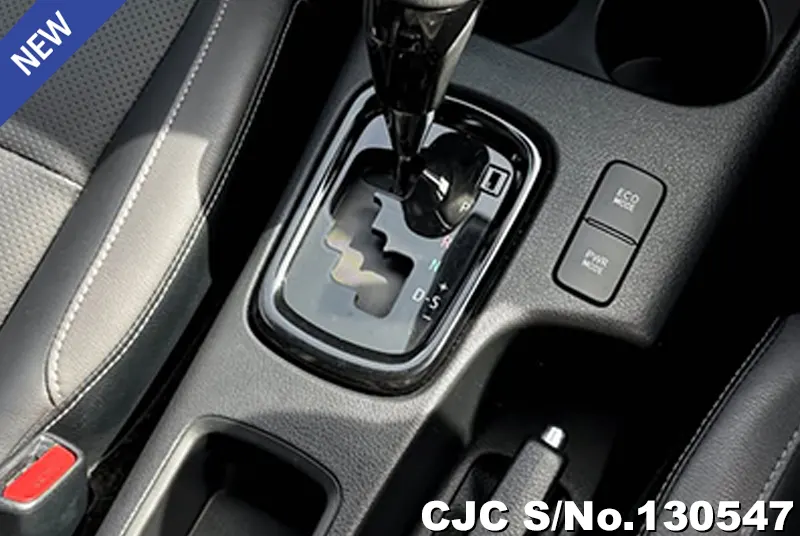 2020 Toyota / Hilux / Revo Rocco Stock No. 130547