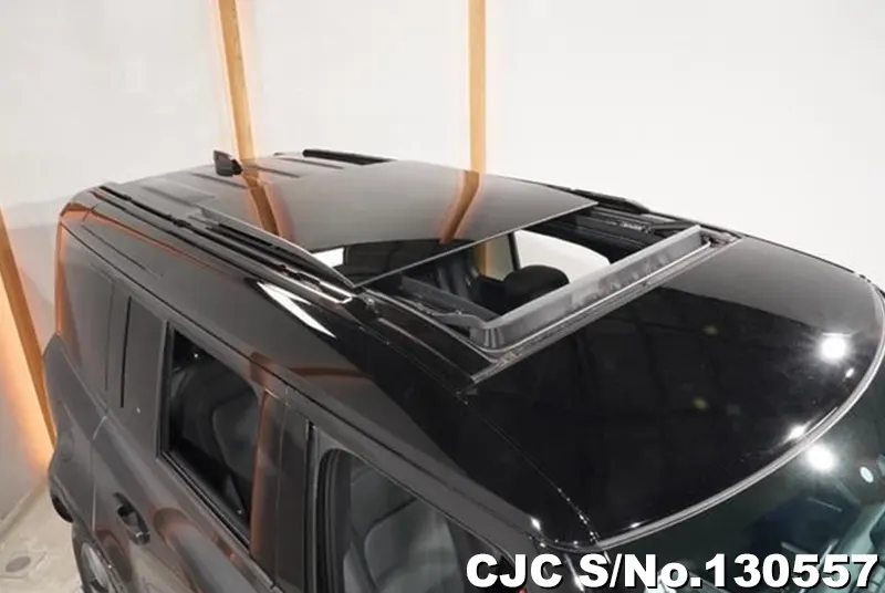 2025 Land Rover / Defender Stock No. 130557