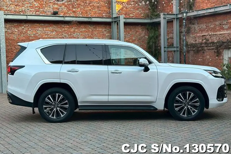 2023 Lexus / LX 600 Stock No. 130570