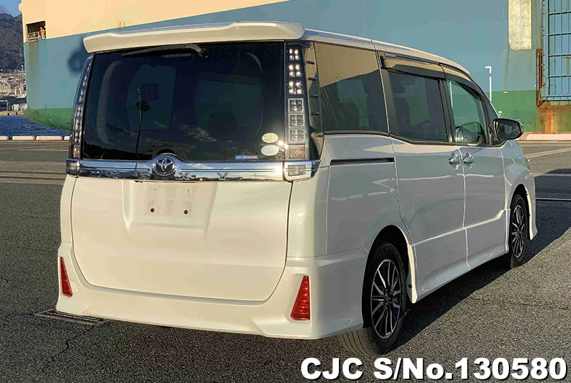 2016 Toyota / Voxy Stock No. 130580