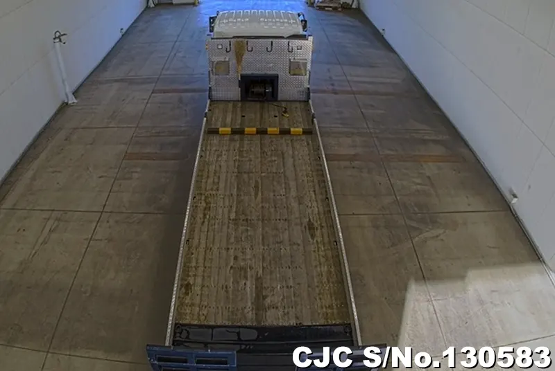 2016 Mitsubishi / Super Great Stock No. 130583