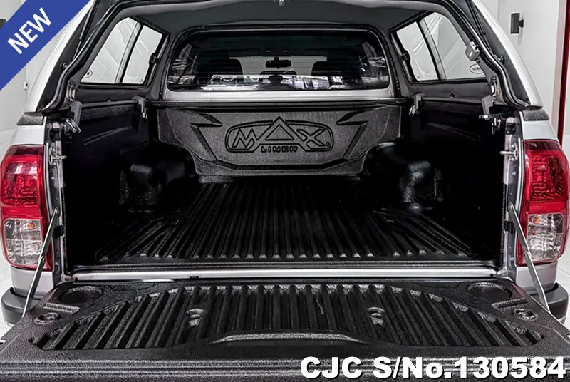 2019 Toyota / Hilux / Revo Stock No. 130584