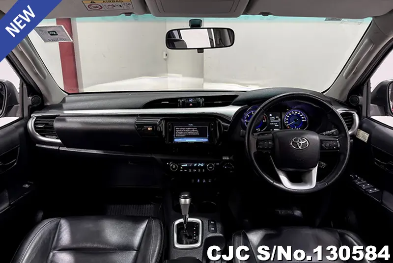 2019 Toyota / Hilux / Revo Stock No. 130584
