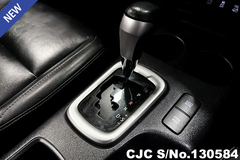 2019 Toyota / Hilux / Revo Stock No. 130584