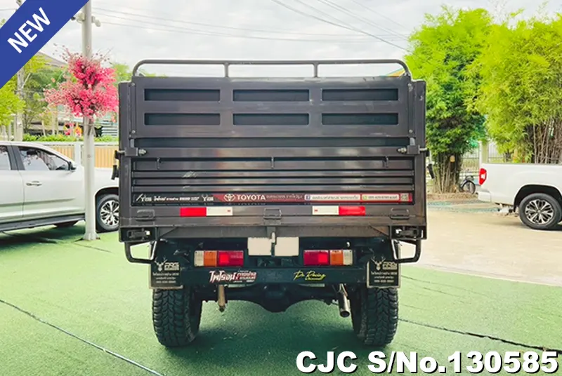 2025 Toyota / Hilux / Revo Stock No. 130585