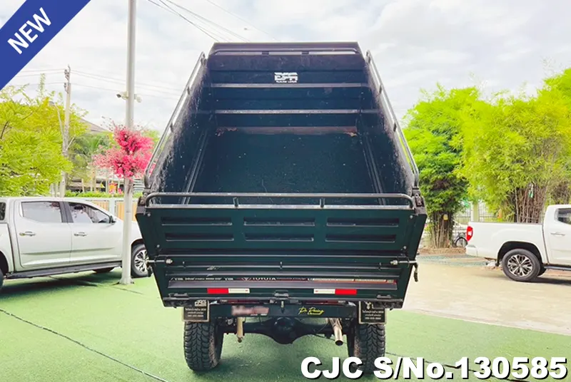 2025 Toyota / Hilux / Revo Stock No. 130585