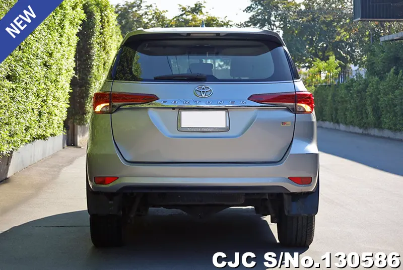 2016 Toyota / Fortuner Stock No. 130586