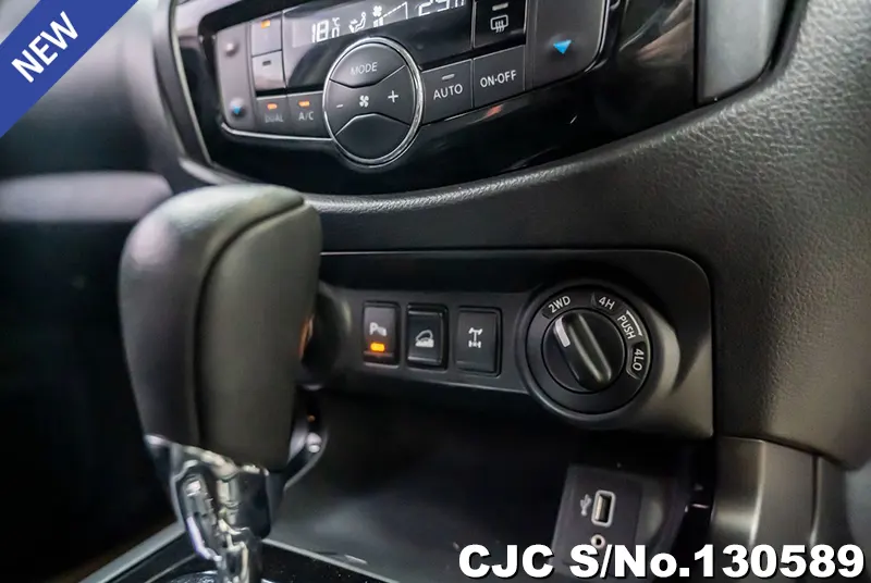 2022 Nissan / Navara Stock No. 130589