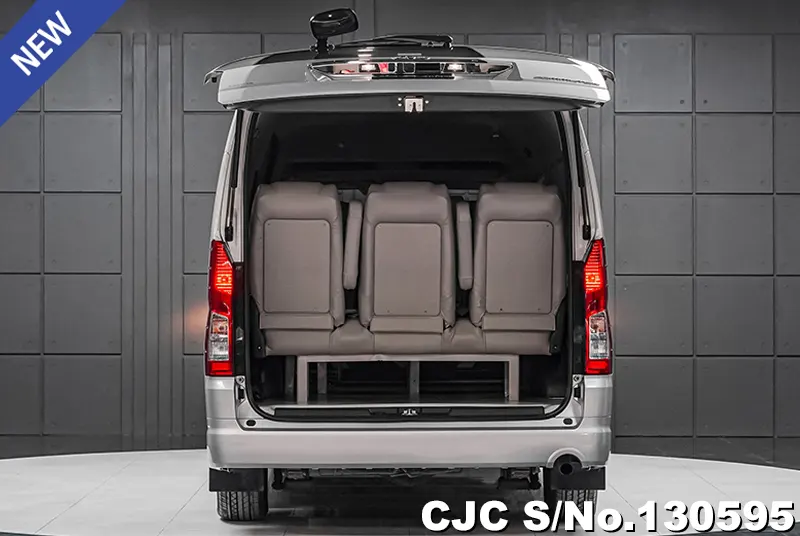 2020 Toyota / Hiace / Commuter Stock No. 130595