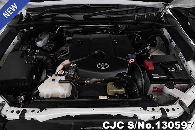 2019 Toyota / Hilux / Revo Stock No. 130597