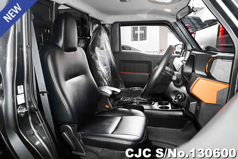 2025 Toyota / Hilux / Champ Stock No. 130600