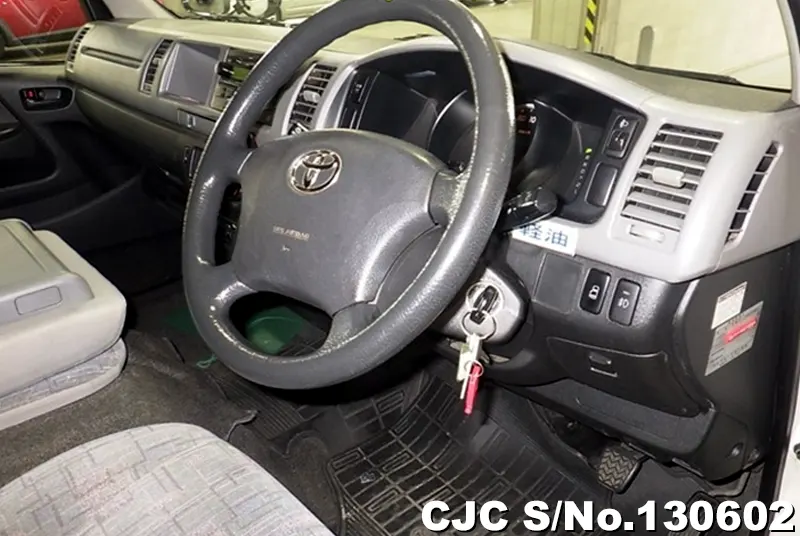 2006 Toyota / Hiace Stock No. 130602