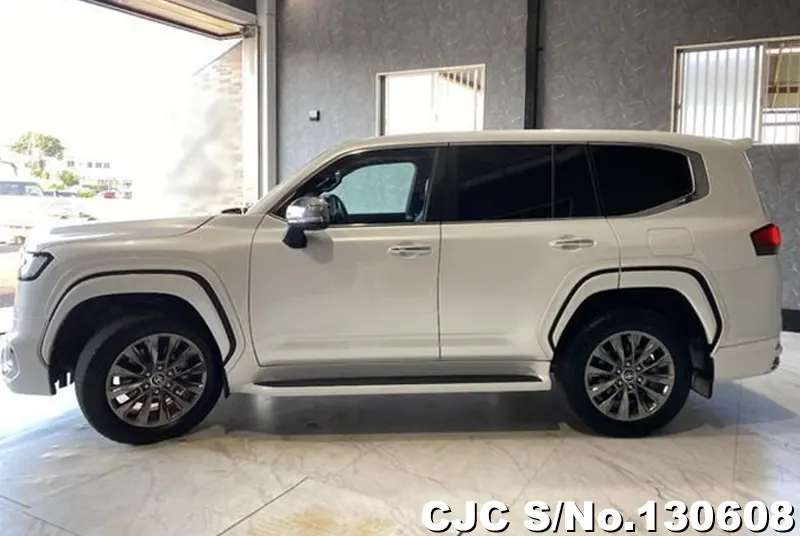 2024 Toyota / Land Cruiser Stock No. 130608