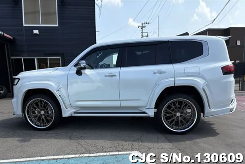 2024 Toyota / Land Cruiser Stock No. 130609