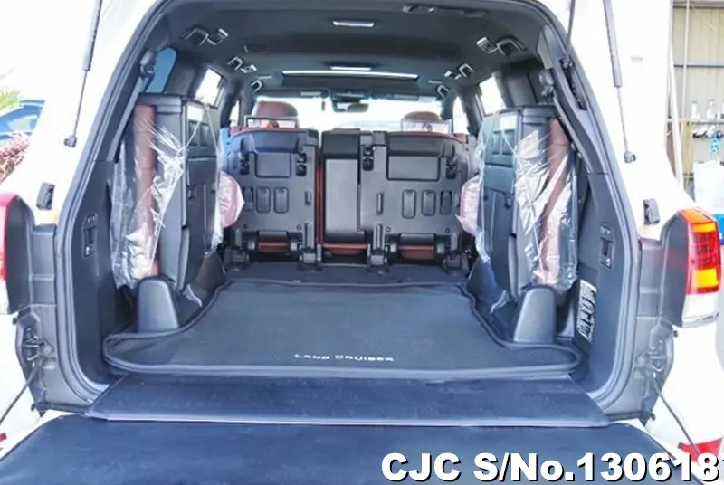 2017 Toyota / Land Cruiser Stock No. 130618