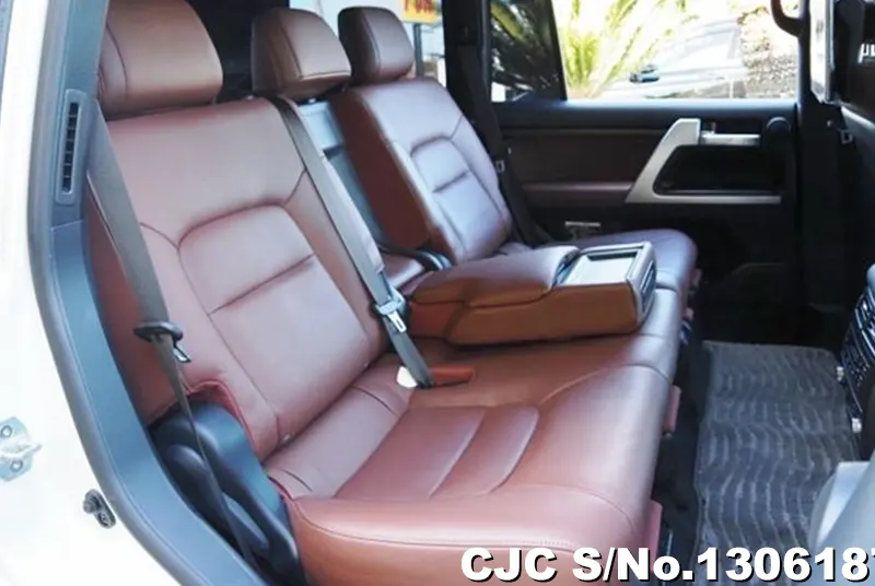 2017 Toyota / Land Cruiser Stock No. 130618