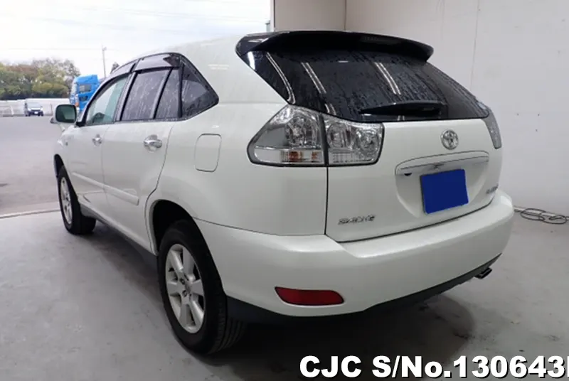 2010 Toyota / Harrier Stock No. 130643