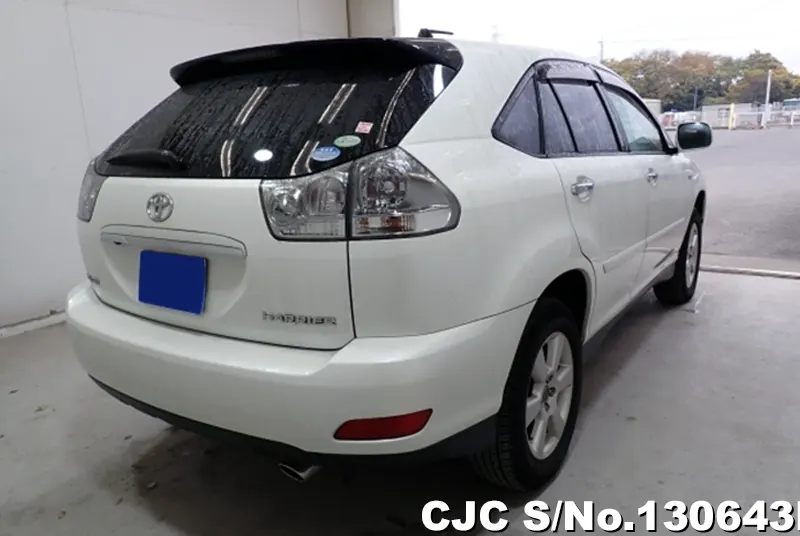 2010 Toyota / Harrier Stock No. 130643