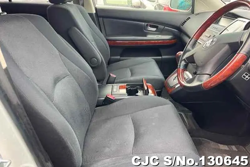 2010 Toyota / Harrier Stock No. 130645