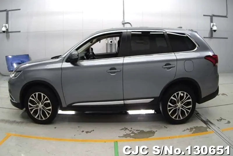 2017 Mitsubishi / Outlander Stock No. 130651