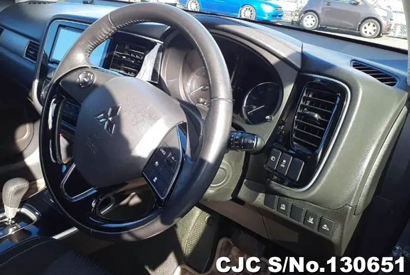 2017 Mitsubishi / Outlander Stock No. 130651