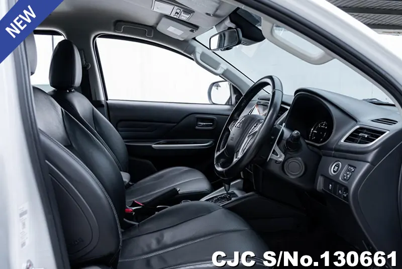 Mitsubishi Triton in White for Sale Image 9