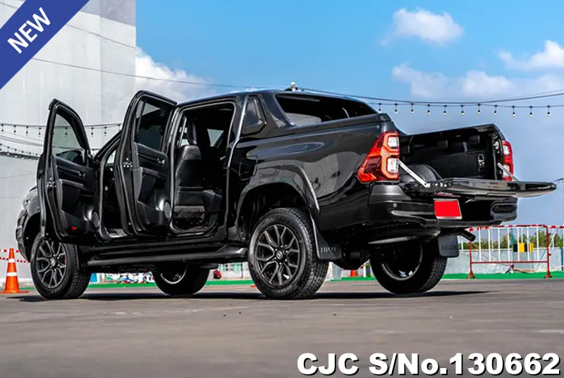 2023 Toyota / Hilux / Revo Stock No. 130662