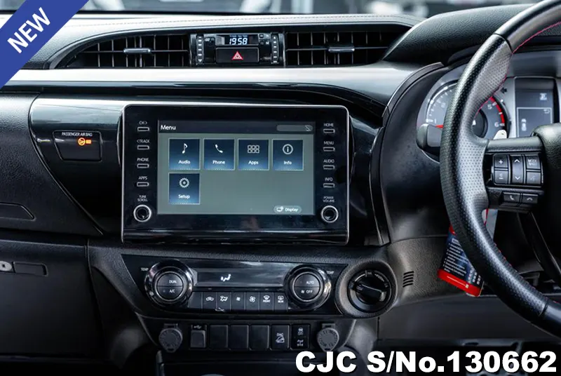 2023 Toyota / Hilux / Revo Stock No. 130662