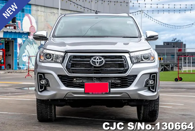Toyota Hilux in Silver for Sale Image 3