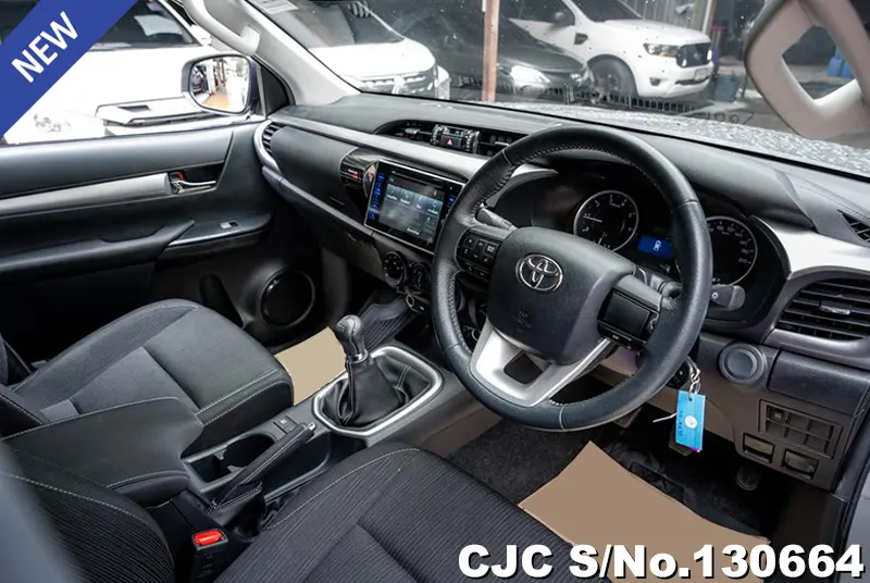 2020 Toyota / Hilux / Revo Stock No. 130664