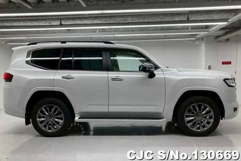 2024 Toyota / Land Cruiser Stock No. 130669