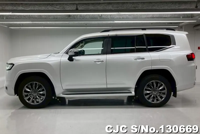 2024 Toyota / Land Cruiser Stock No. 130669