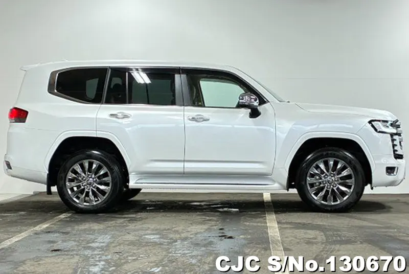 2024 Toyota / Land Cruiser Stock No. 130670