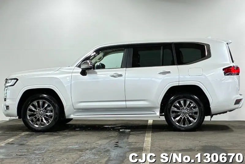 2024 Toyota / Land Cruiser Stock No. 130670